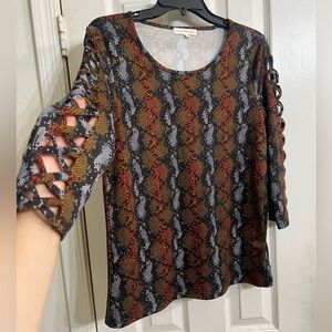 New Rotrology multicolor snakeskin Print with cutout details on the sleeves Top